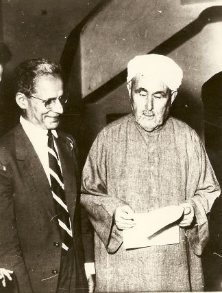 محمد ابراهيم بن أحمد الكتاني مع البطل محمد ابن عبد الكبير الخطابي  محمد ابراهيم بن أحمد الكتاني مع البطل محمد ابن عبد الكبير الخطابي